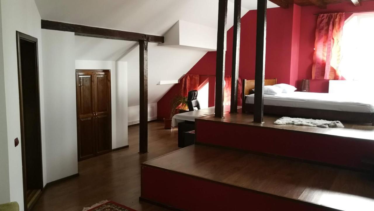 Pension Casa Contelui Risnov Bagian luar foto