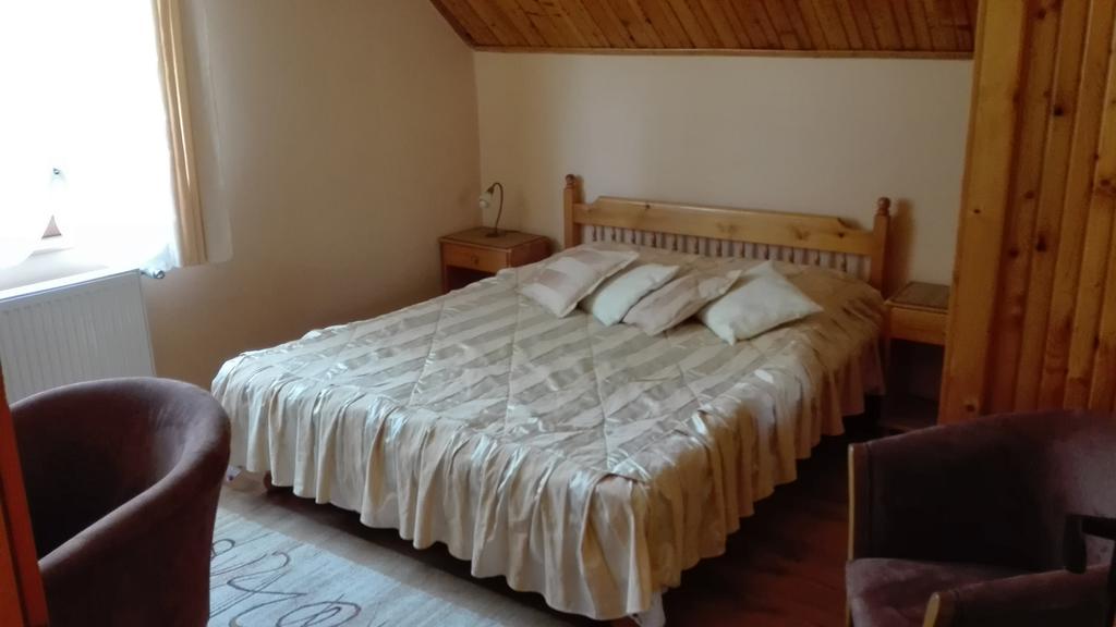 Pension Casa Contelui Risnov Bagian luar foto
