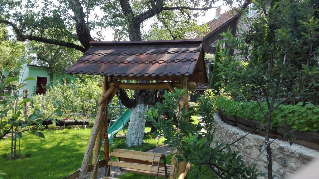 Pension Casa Contelui Risnov Bagian luar foto